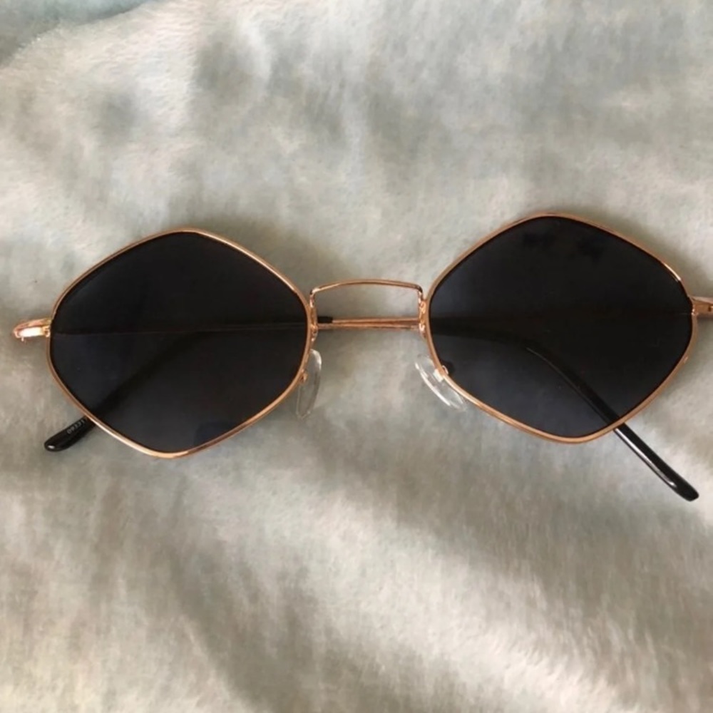 Fashion sunglasses